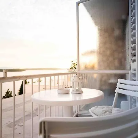 Apartment Private With View 2 *